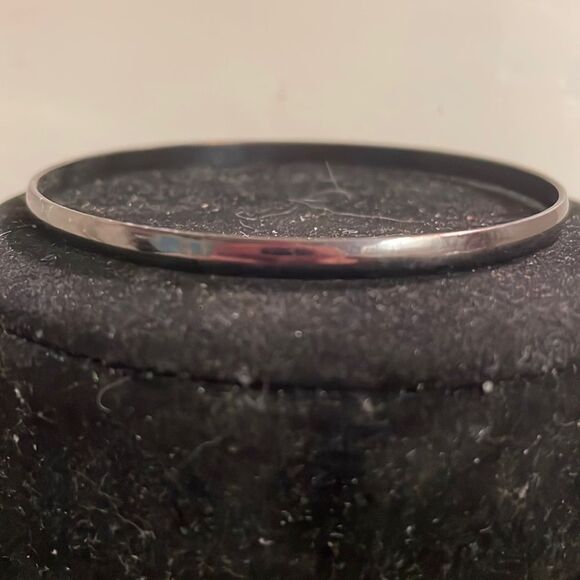 3” solid metal grayish graphite-like black stackable bangle bracelet - Picture 1 of 8